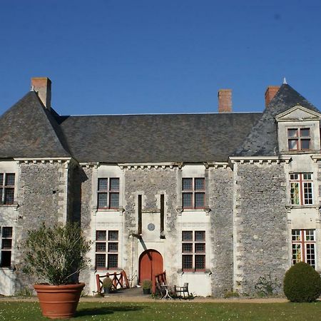 Chateau De La Fresnaye Saint-Aubin-de-Luigne Bagian luar foto